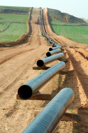 Oettinger regt Kooperation bei Gaspipeline-Projekten an