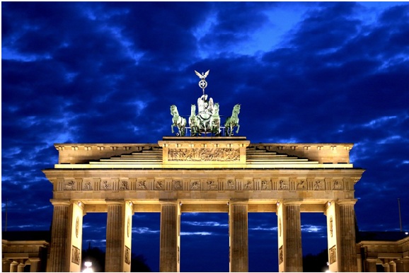 Die Bundeshauptstadt Berlin wird für Unternehmen bei der Standortfrage zunehmen attraktiver.