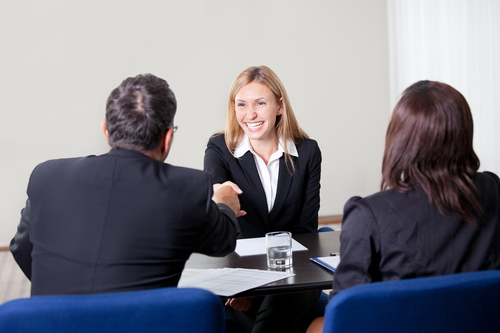 Fragerecht des Arbeitgebers: Was darf der Arbeitgeber fragen und was nicht?