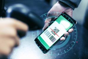 Bargeldloses Bezahlen mit QR-Code auf Smartphone