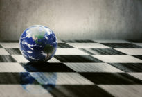 Weltkugel auf Schachbrett