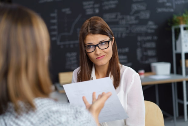 Frauen verhandeln seltener über ihr Gehalt