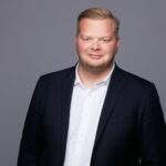 Porträtfoto von Jan-Niklas Hustedt, Geschäftsführer der Sparkassen-Personalberatung GmbH