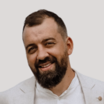 Porträtfoto von Moritz Orth, Leiter Competence Center RMM und Instore Apps bei retailsolutions.