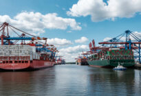 Containerschiffe in Hamburger Hafen